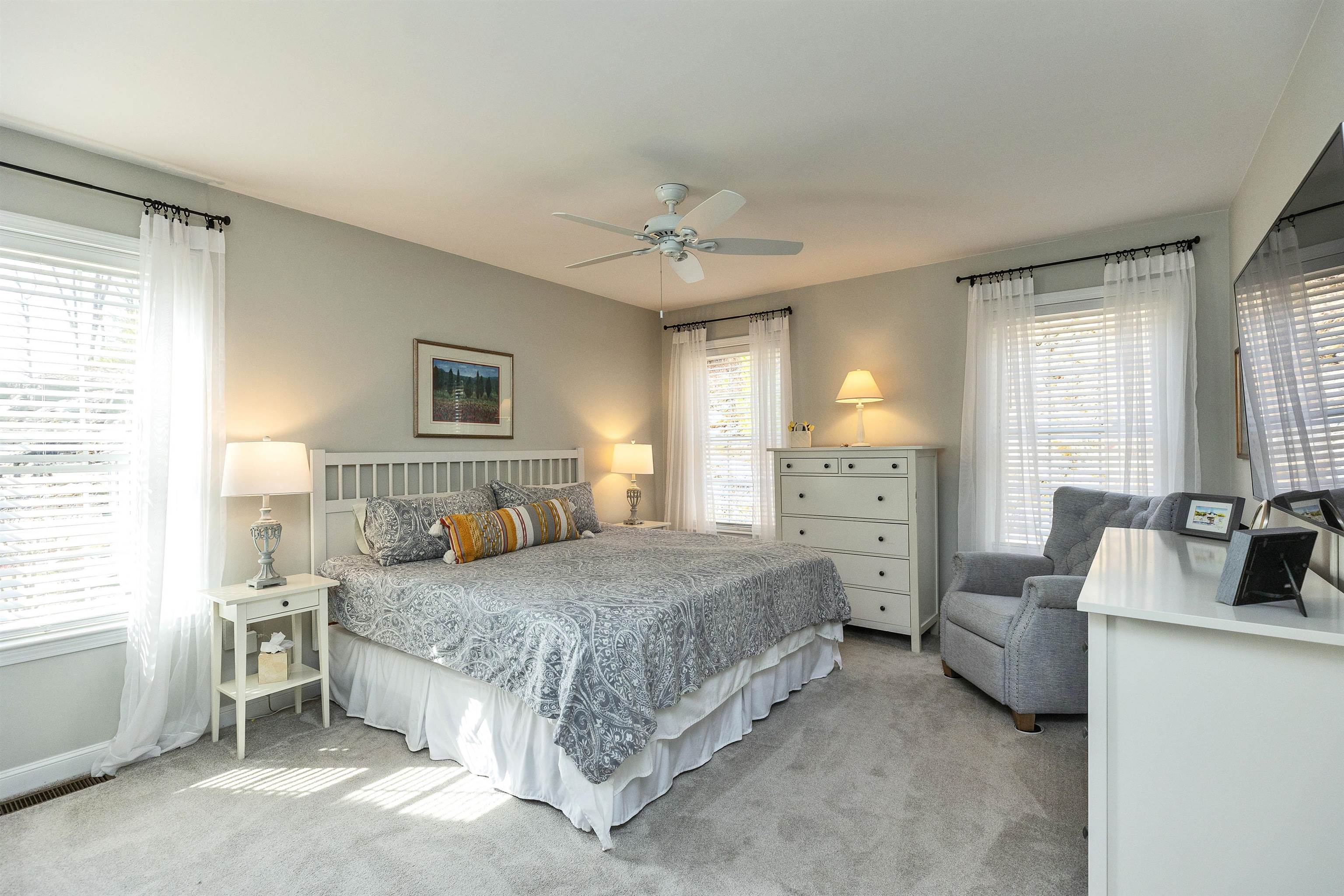 280 Sylvan Lane Manchester, NH 03102 - Photo 21 of 60