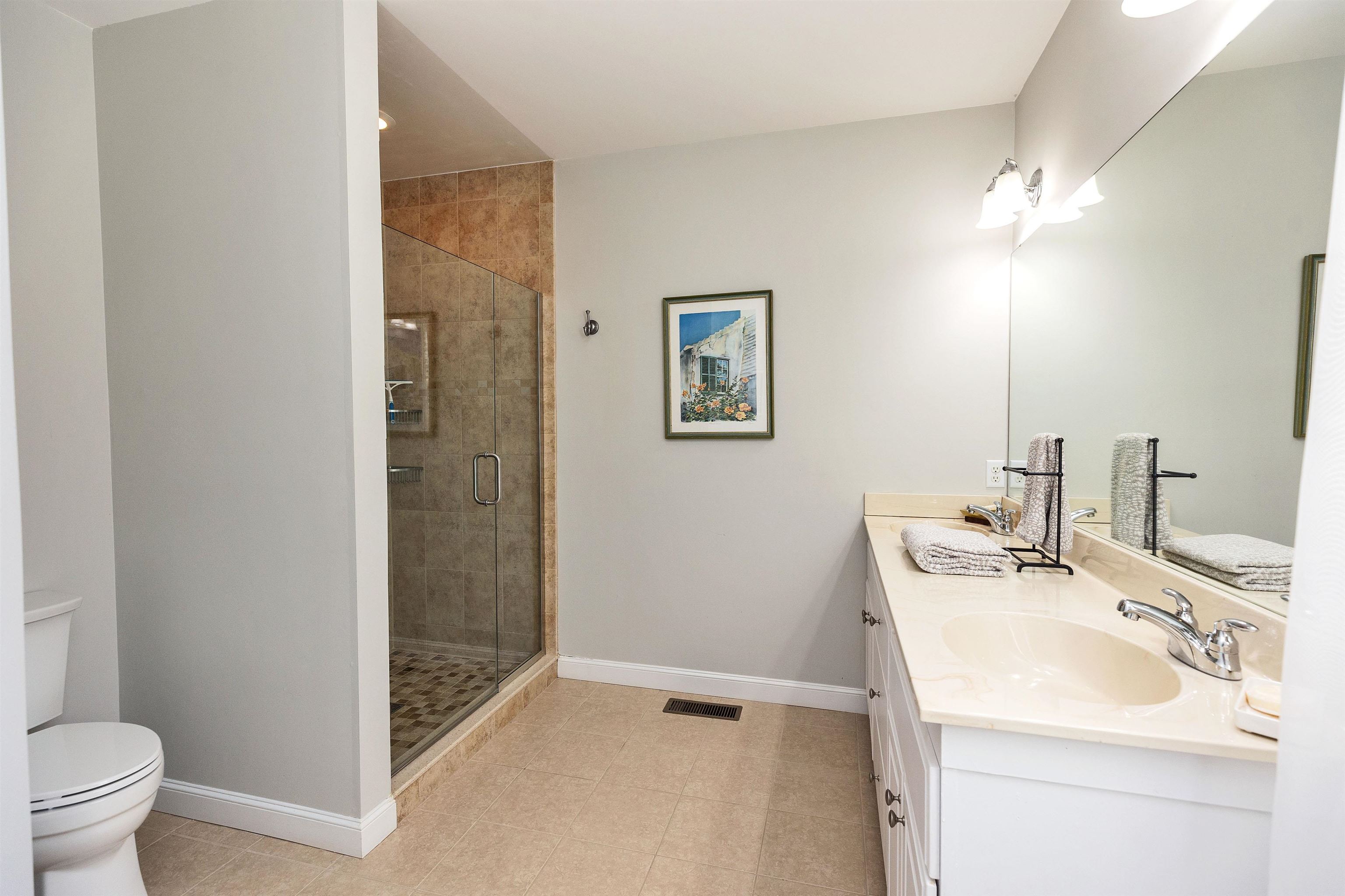280 Sylvan Lane Manchester, NH 03102 - Photo 25 of 60