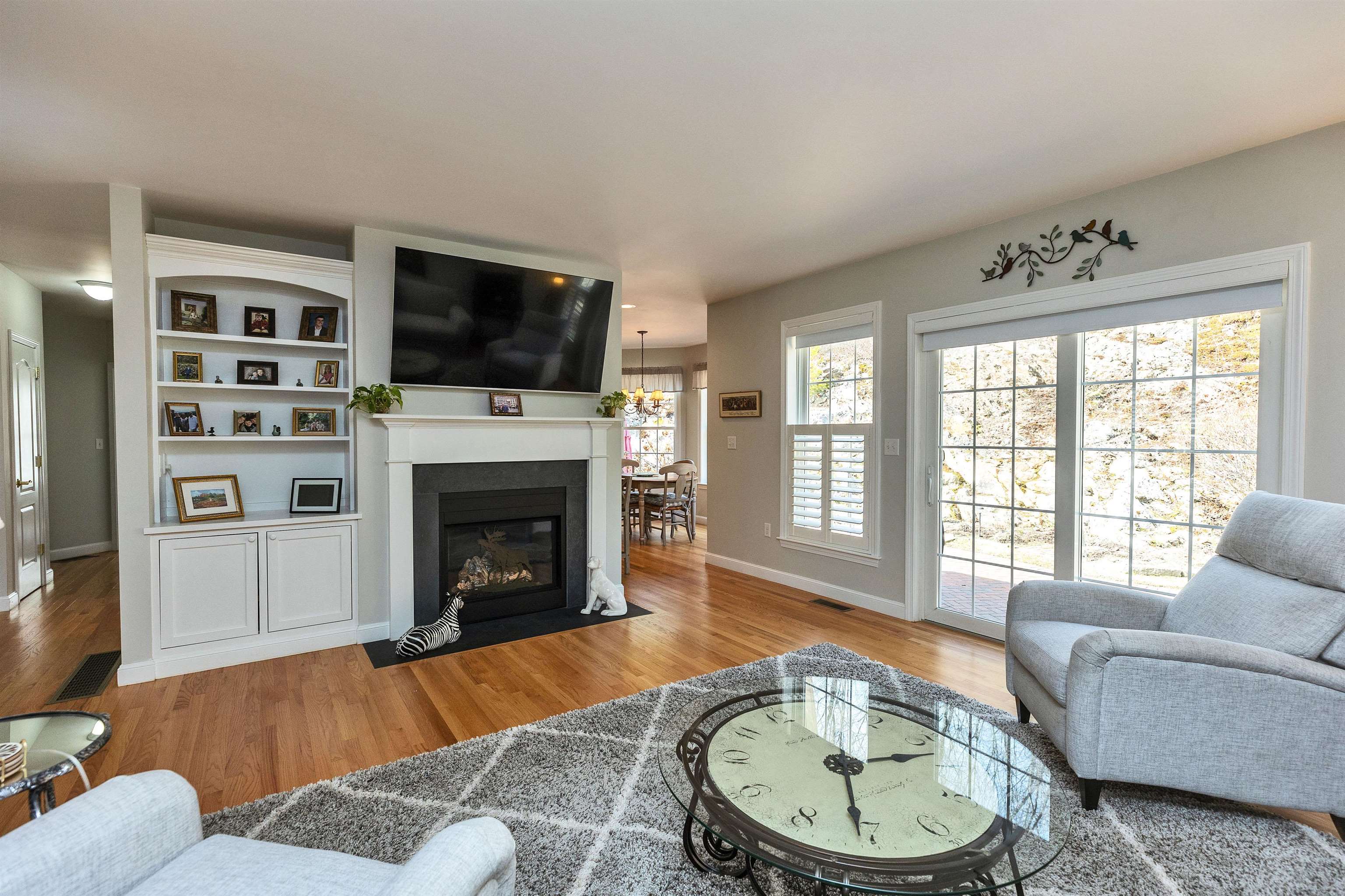 280 Sylvan Lane Manchester, NH 03102 - Photo 8 of 60