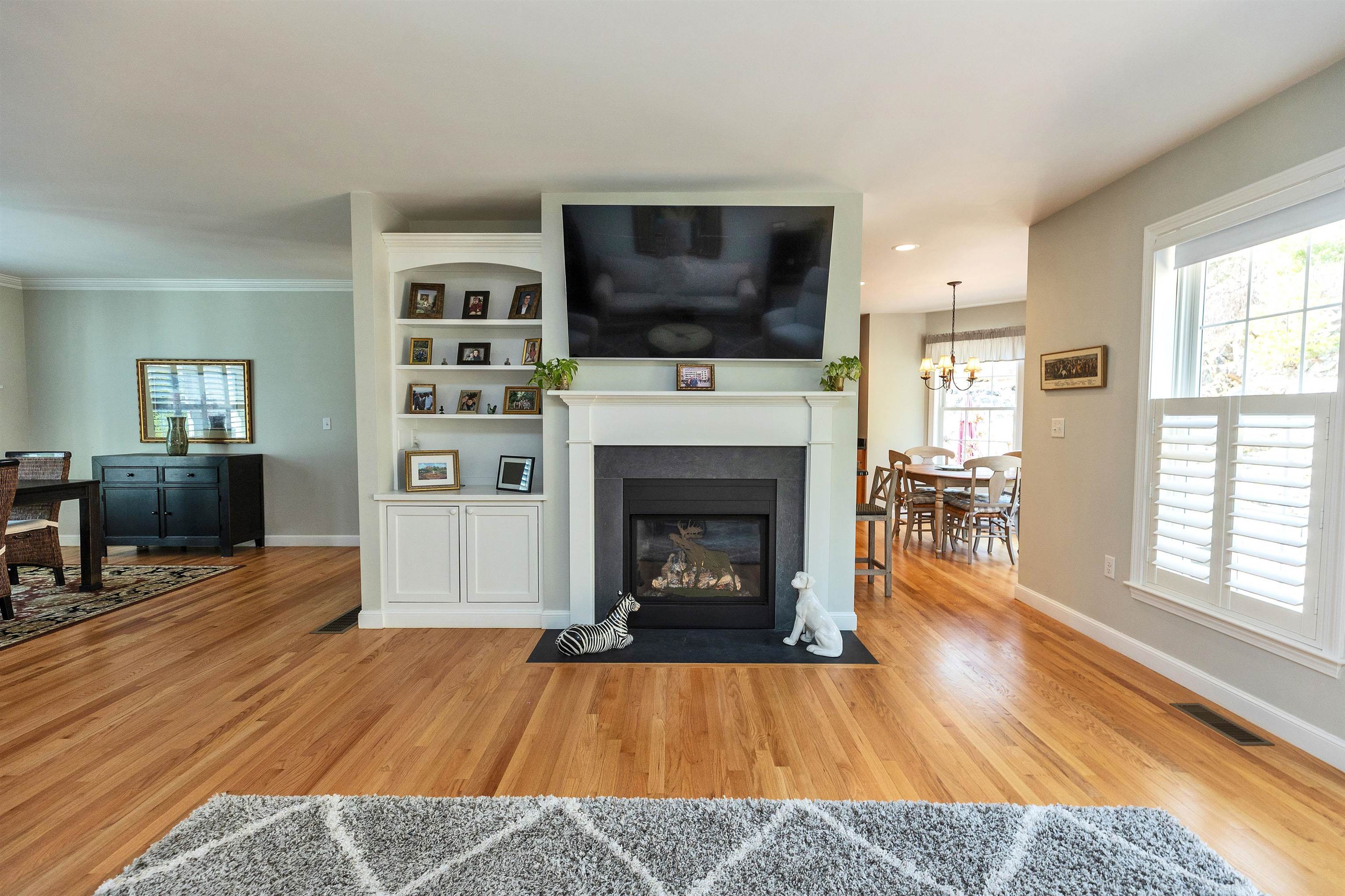 280 Sylvan Lane Manchester, NH 03102 - Photo 10 of 60