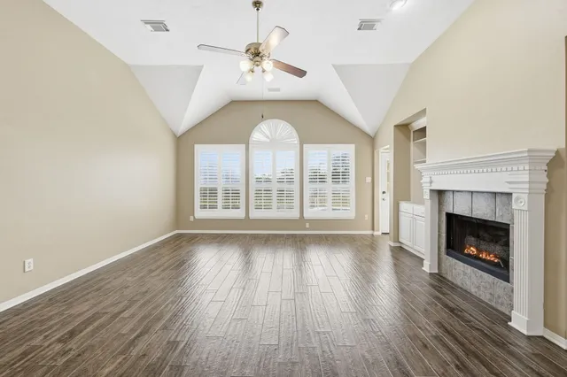 $410,000 | 3213 Crimson Coast Drive, League City, TX 77573