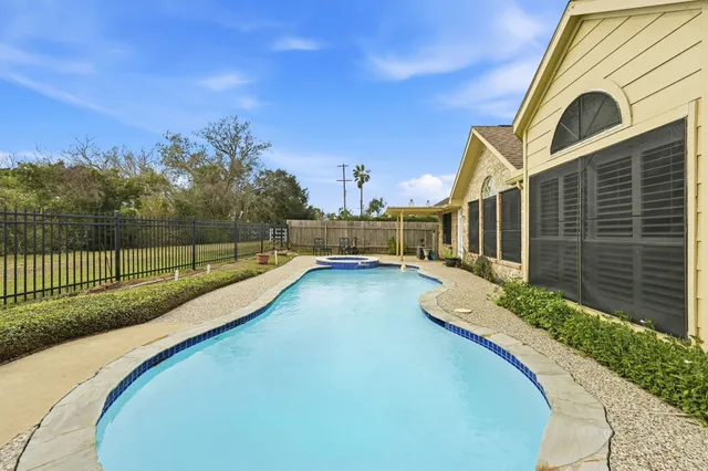 $410,000 | 3213 Crimson Coast Drive, League City, TX 77573