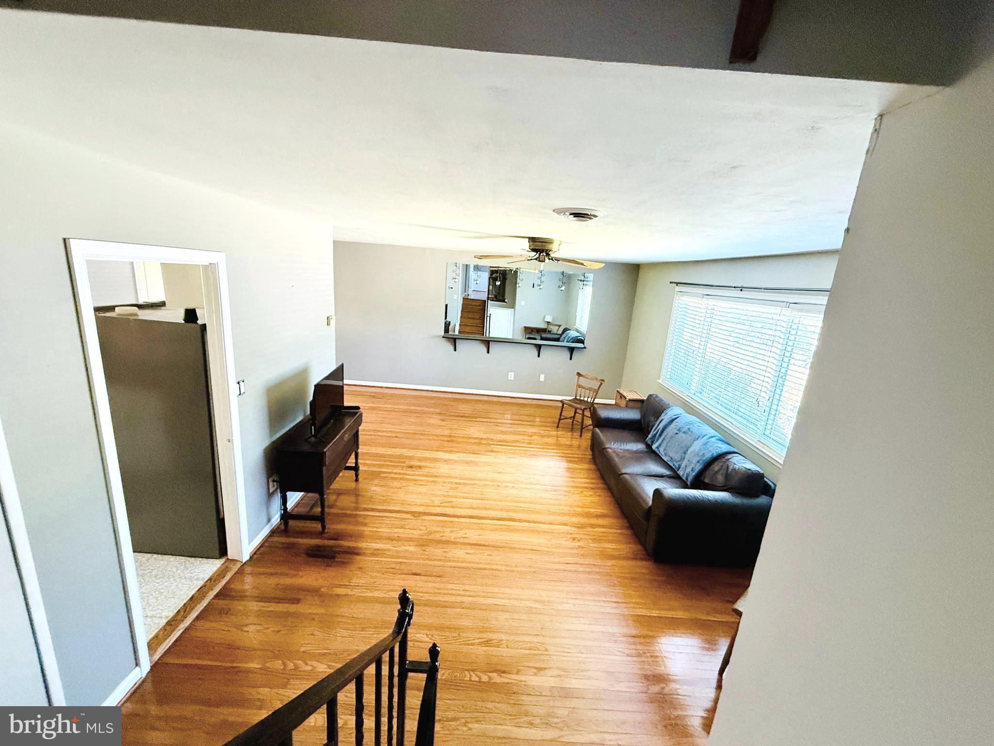 5720 Oakland Road Baltimore, MD 21227 - Photo 7 of 30