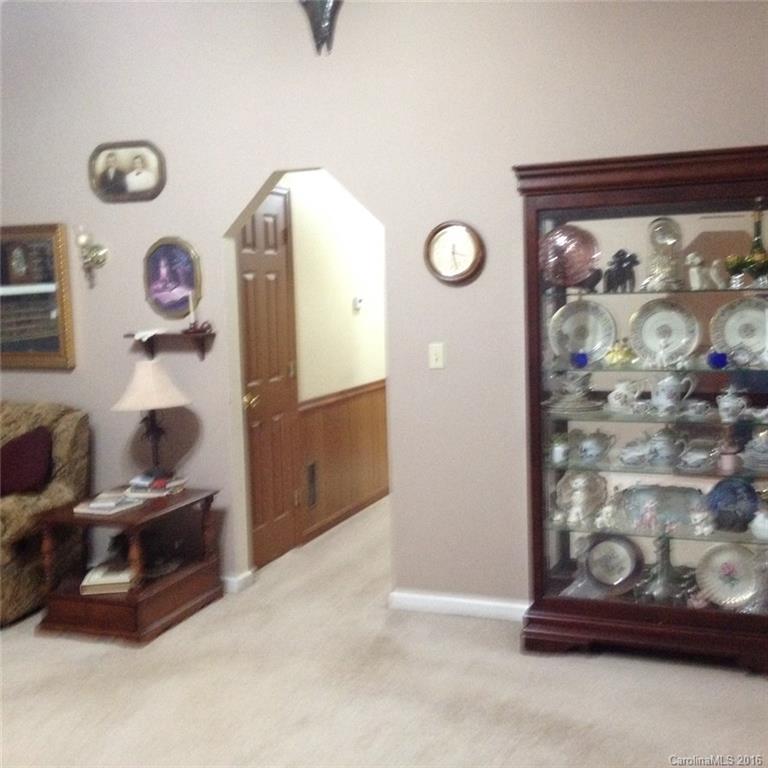 1425 Crossland Road Clover, SC 29710 - Photo 10 of 20