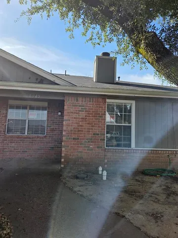 a side view of a house