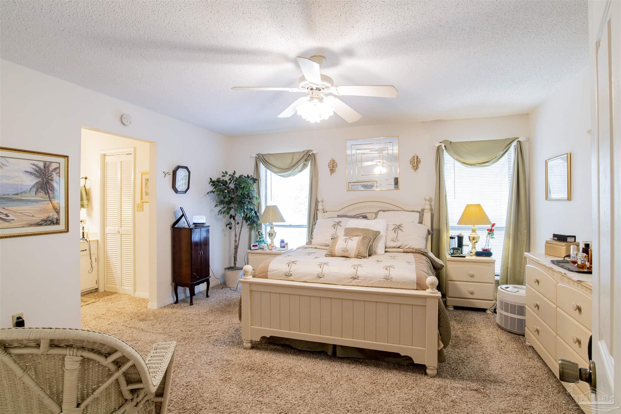 6073 Hilburn Road Pensacola, FL 32504 - Photo 16 of 22 Gallery Image 16