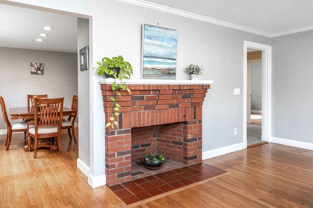 76 Greaton Road Boston, MA 02132 - Photo 6 of 20 Gallery Image 6