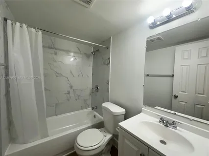 $1,995 | 1400 Northeast 56th Street, Unit 206, Fort Lauderdale, FL 33334