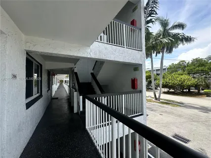 $1,995 | 1400 Northeast 56th Street, Unit 206, Fort Lauderdale, FL 33334