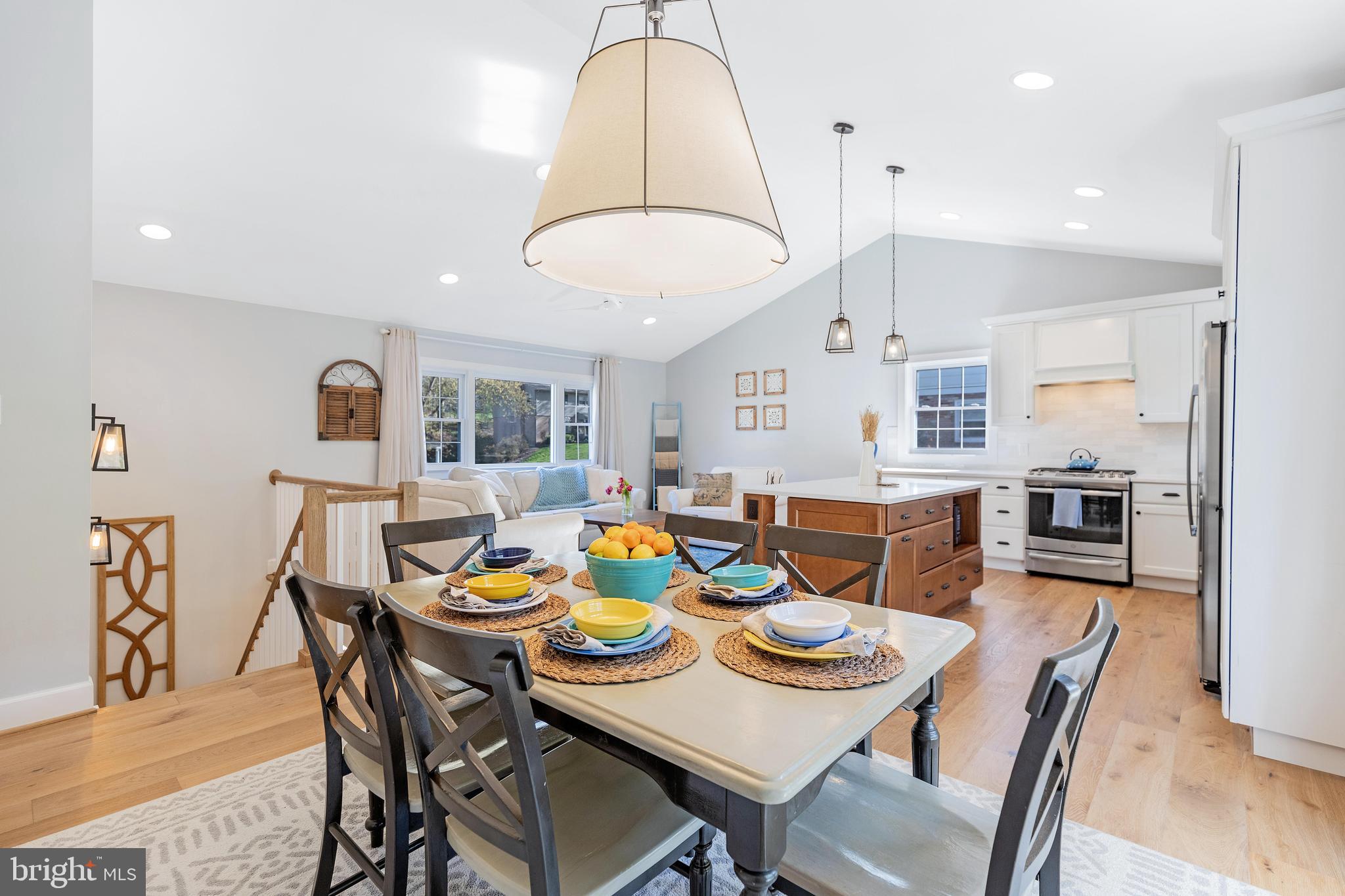 8618 Kerry Lane Springfield, VA 22152 - Photo 26 of 37 Dinning area