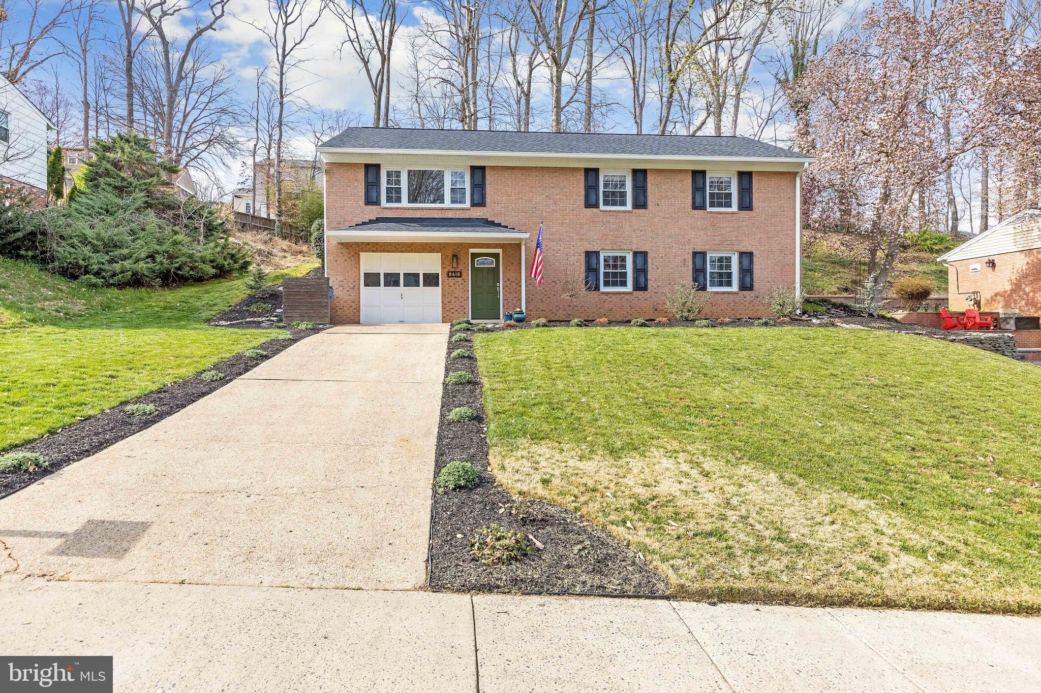 8618 Kerry Lane Springfield, VA 22152 - Photo 3 of 37 Gallery Image 3