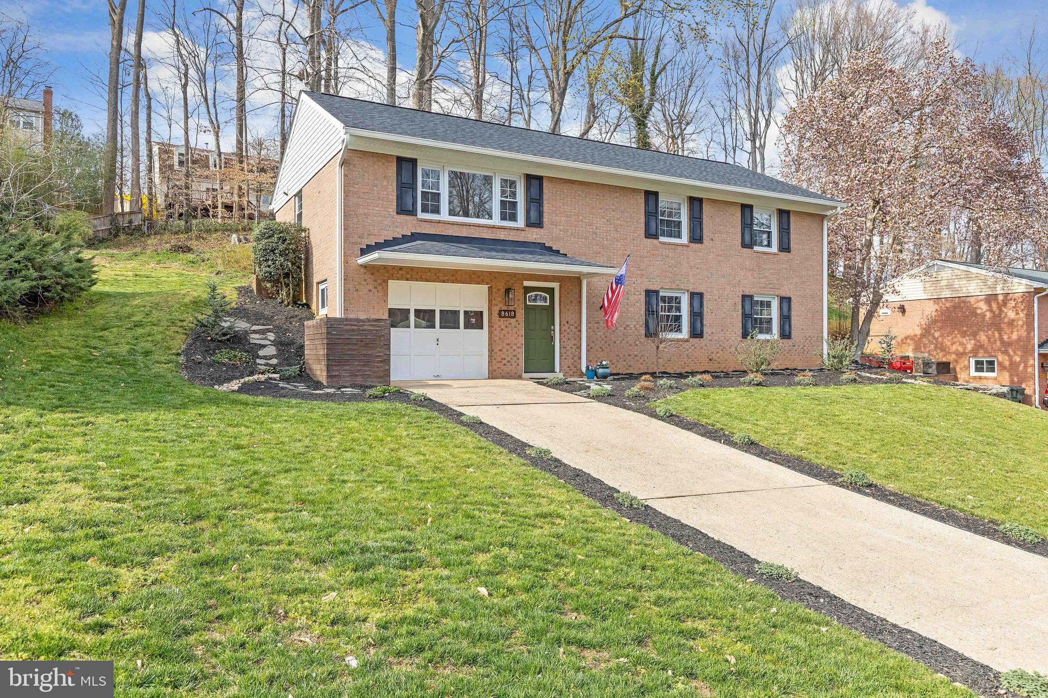 8618 Kerry Lane Springfield, VA 22152 - Photo 4 of 37 Gallery Image 4