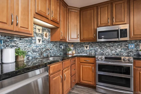 $1,099,000 | 4878 Pescadero Avenue, Unit 102, San Diego, CA 92107