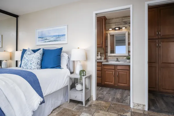$1,099,000 | 4878 Pescadero Avenue, Unit 102, San Diego, CA 92107