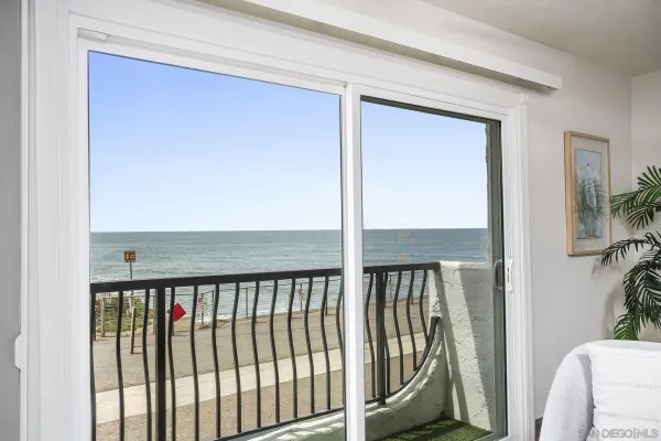 $1,099,000 | 4878 Pescadero Avenue, Unit 102, San Diego, CA 92107