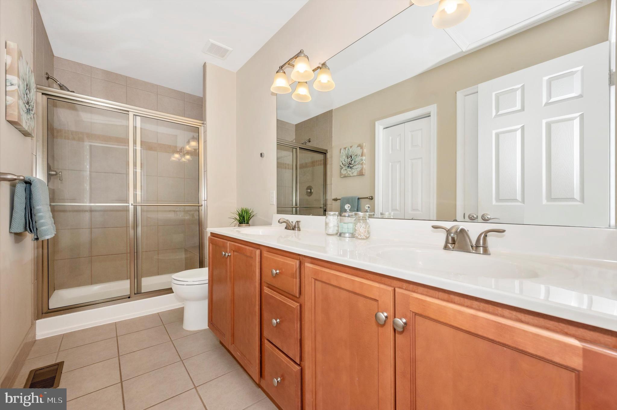 7202 Drought Spring Drive Frederick, MD 21702 - Photo 16 of 33 Bathroom