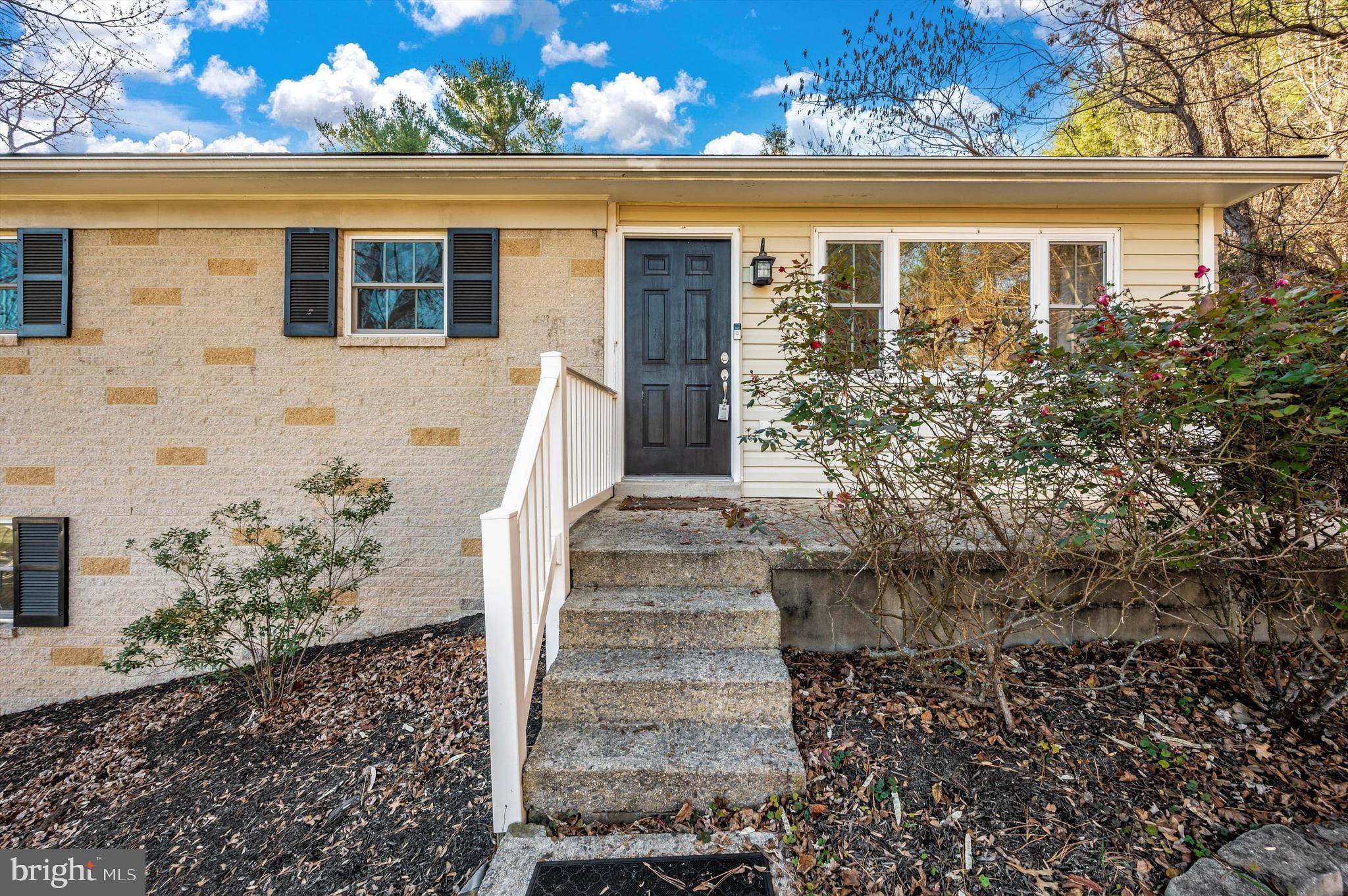 7202 Drought Spring Drive Frederick, MD 21702 - Photo 3 of 33