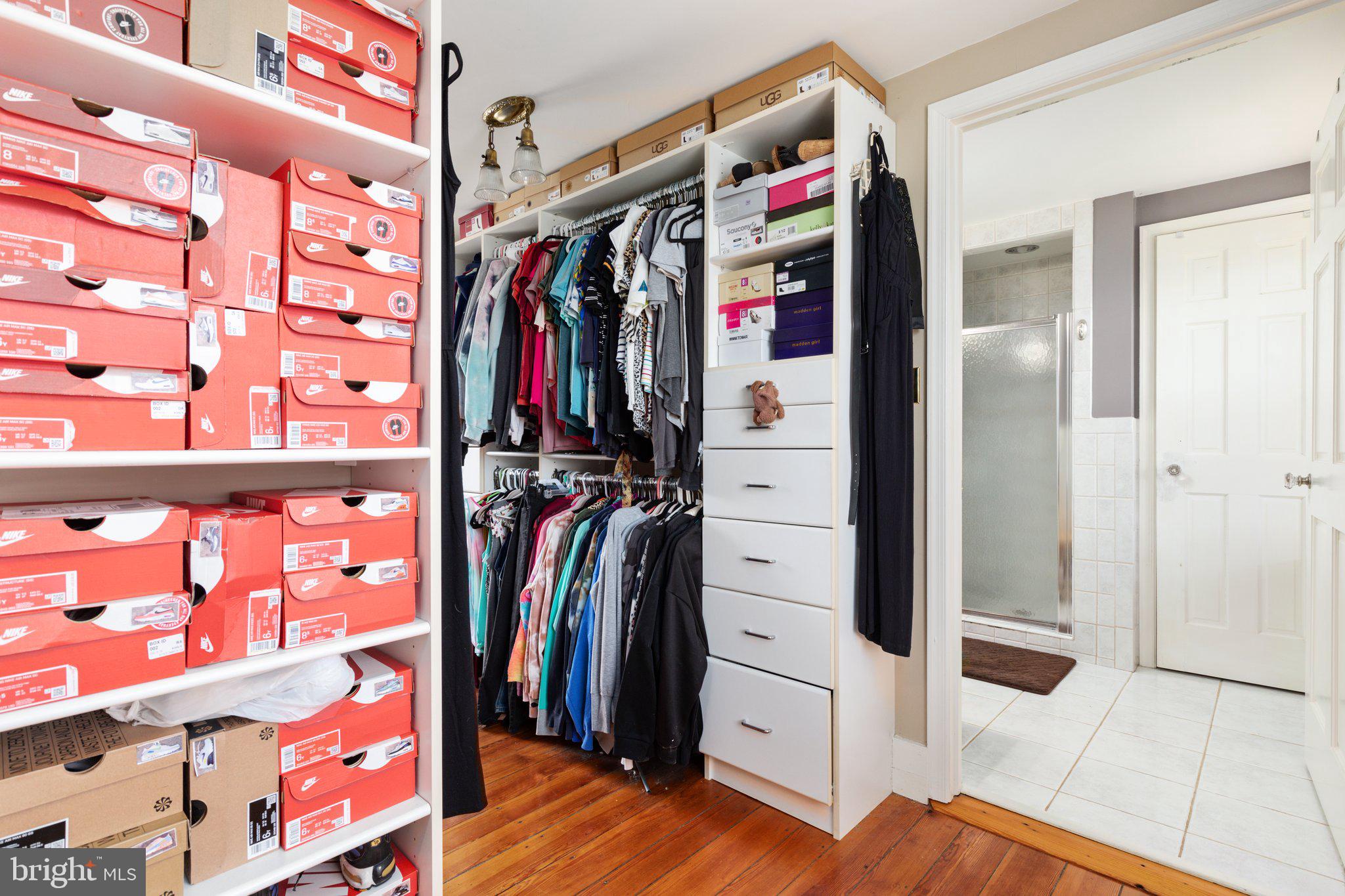 7252 Middle Road Middletown, VA 22645 - Photo 21 of 49 Primary Closet