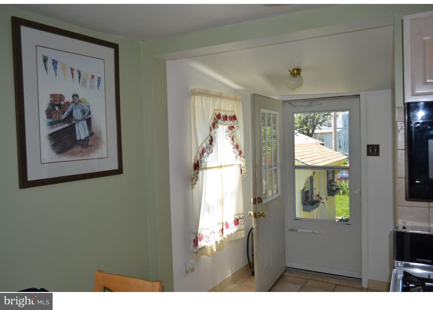233 Fairview Road Crum Lynne, PA 19022 - Photo 8 of 17 Gallery Image 8