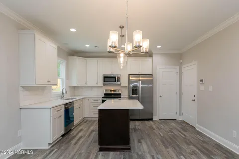$389,000 | 515 North Sycamore Street, Aberdeen, NC 28315