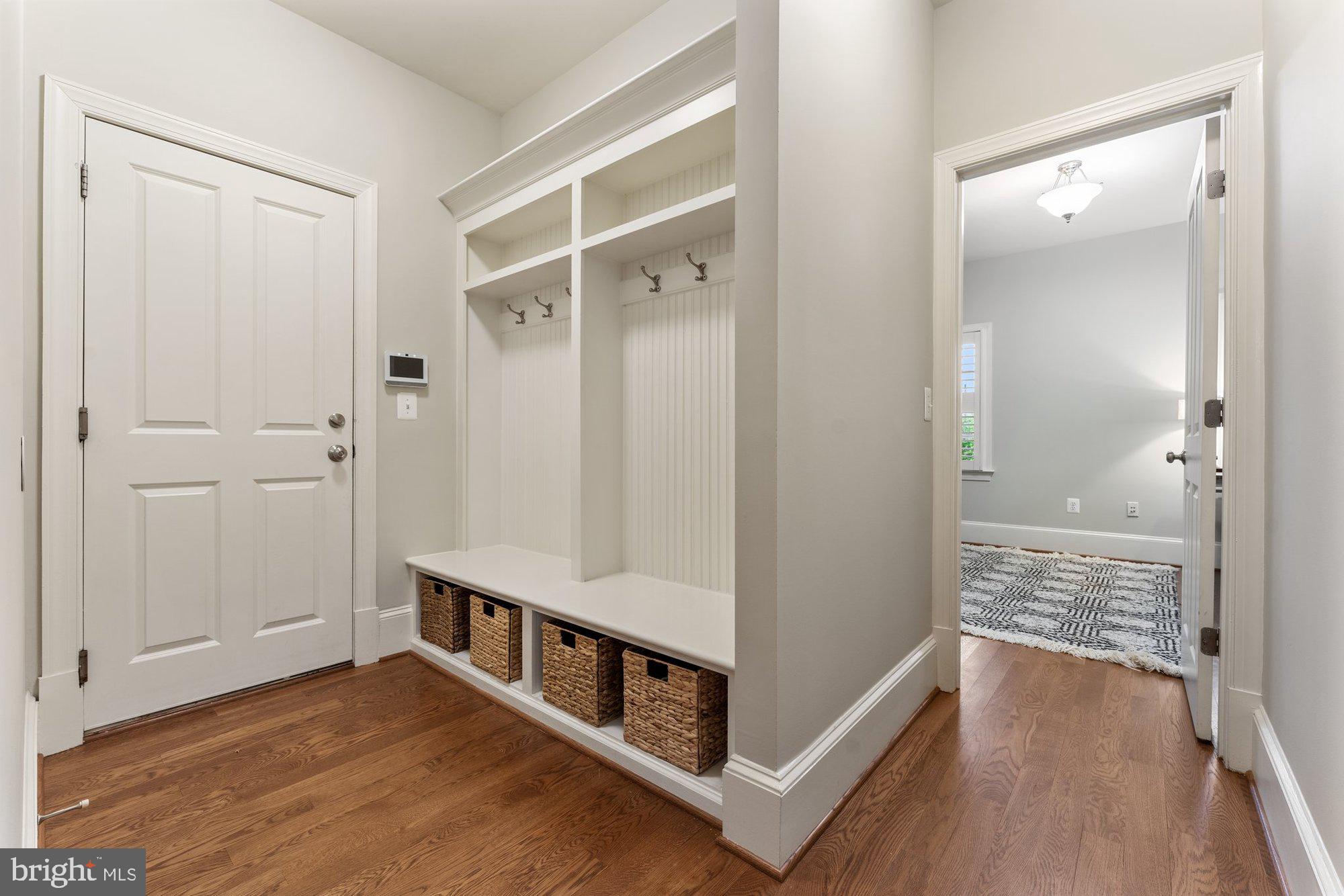 120 Tapawingo Road Southwest Vienna, VA 22180 - Photo 23 of 73 Gallery Image 23