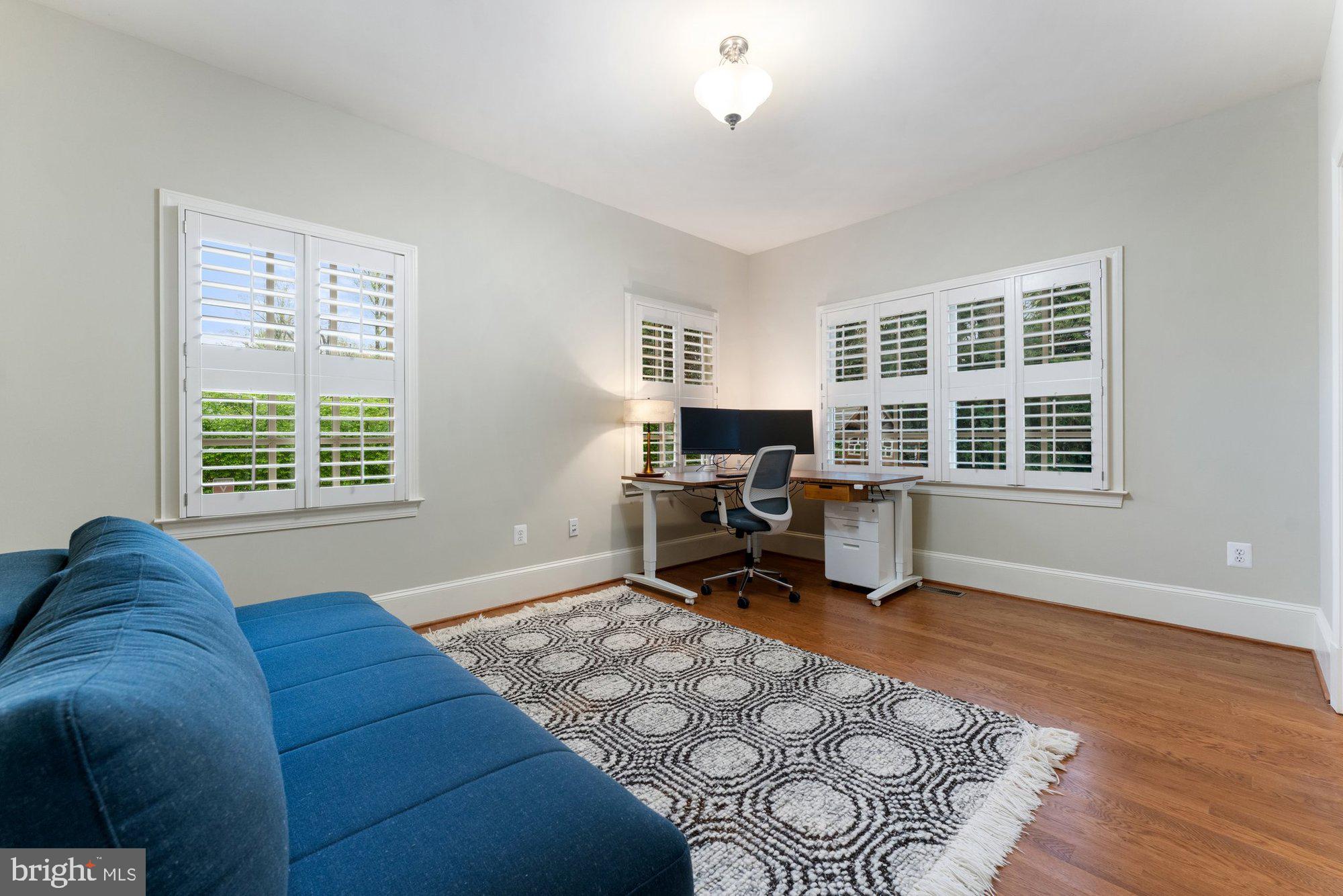 120 Tapawingo Road Southwest Vienna, VA 22180 - Photo 24 of 73 Gallery Image 24