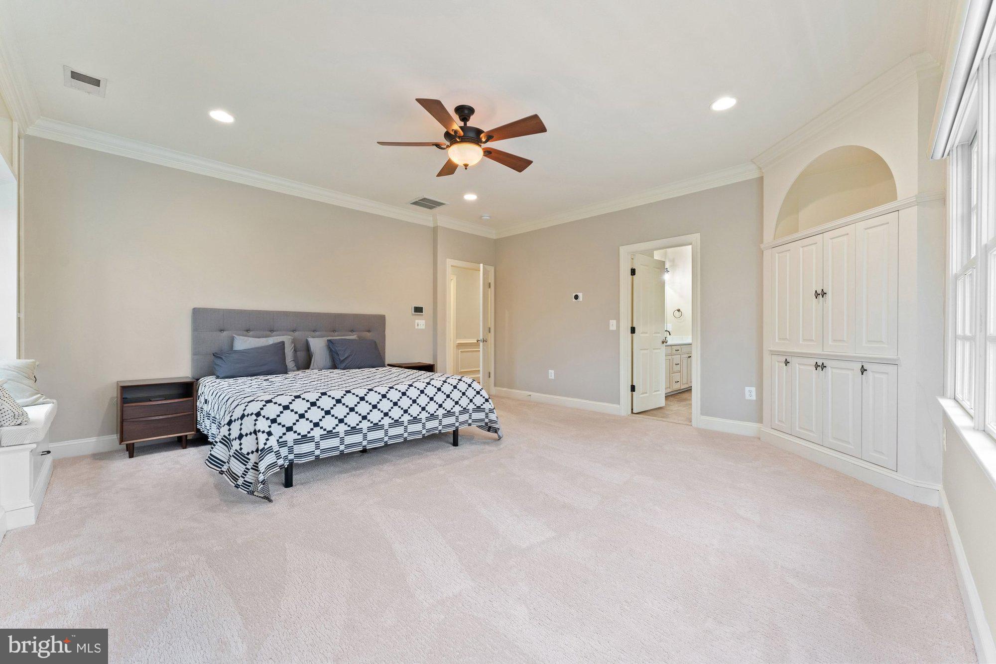 120 Tapawingo Road Southwest Vienna, VA 22180 - Photo 29 of 73 Gallery Image 29