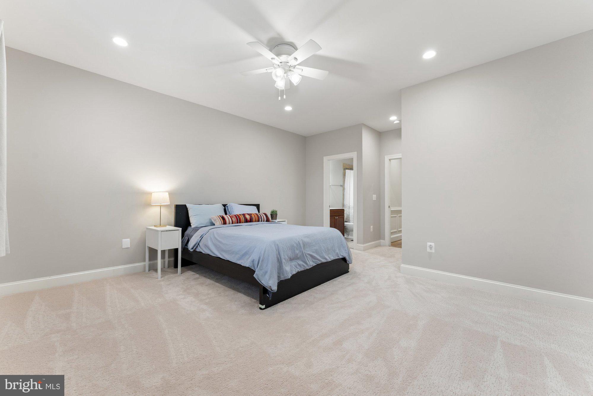 120 Tapawingo Road Southwest Vienna, VA 22180 - Photo 37 of 73 Gallery Image 37