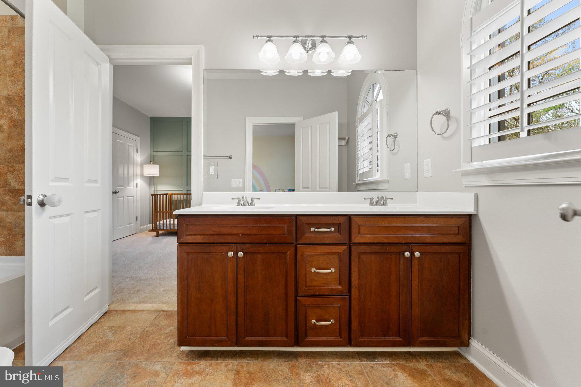 120 Tapawingo Road Southwest Vienna, VA 22180 - Photo 47 of 73 Gallery Image 47