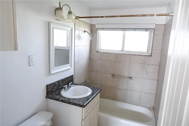 $350,000 | 16300 Live Oak Street, Hesperia, CA 92345