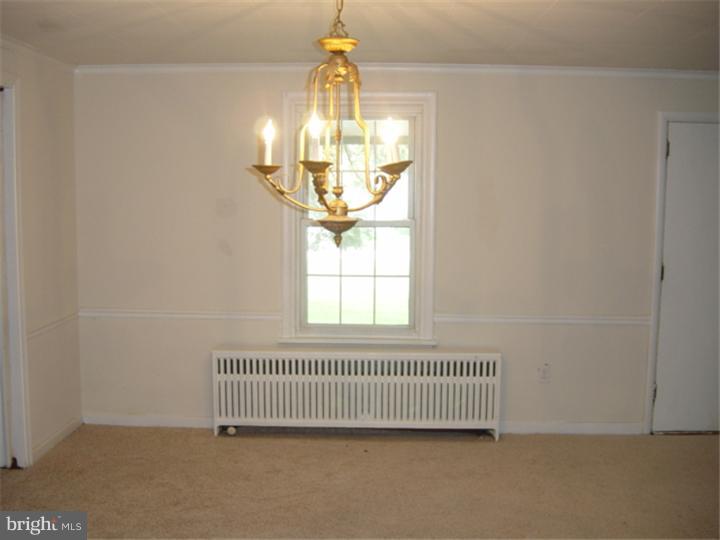 254 Saxer Avenue Springfield, PA 19064 - Photo 14 of 25 Dining Room
