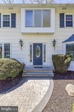 $1,150,000 | 4 Hawk Drive, Princeton Junction, NJ 08550