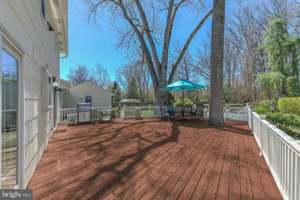 $1,150,000 | 4 Hawk Drive, Princeton Junction, NJ 08550