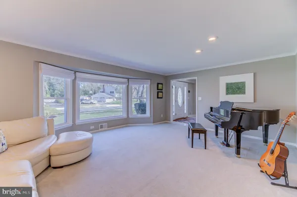 $1,150,000 | 4 Hawk Drive, Princeton Junction, NJ 08550