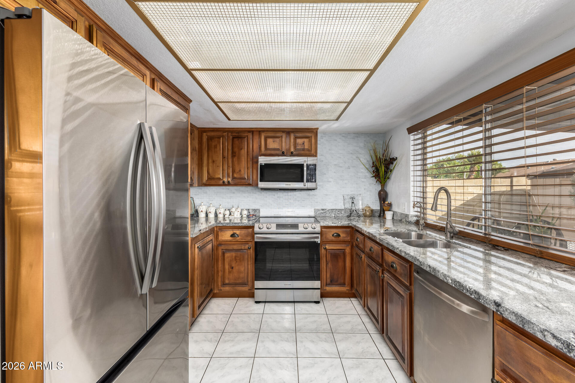 3215 West Paradise Lane Phoenix, AZ 85053 - Photo 13 of 34 13 - Paradise