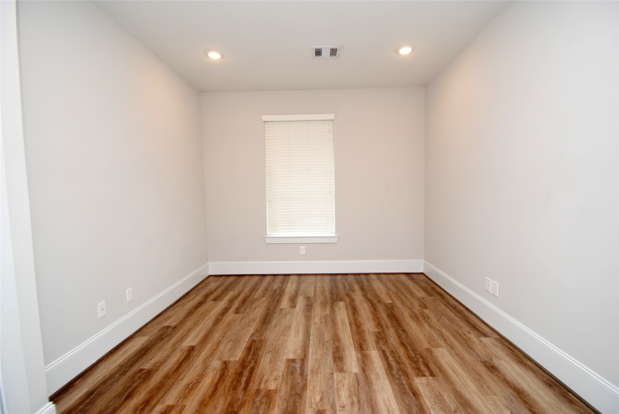 1270 North Post Oak Road, Unit A Houston, TX 77055 - Photo 11 of 40