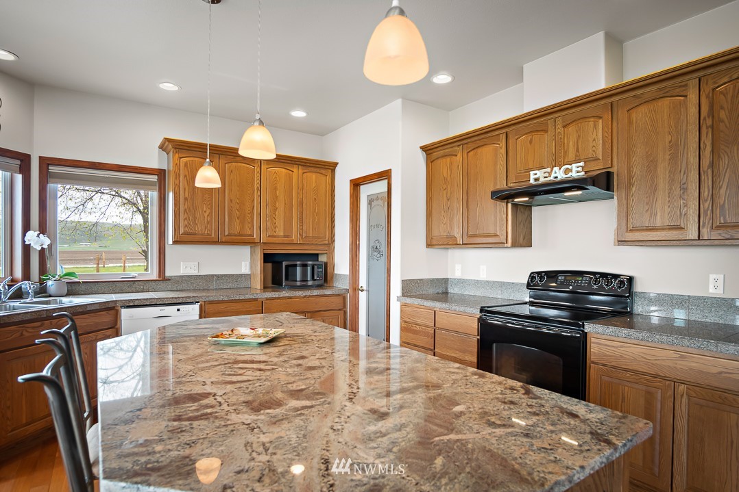 644 Strande Road Ellensburg, WA 98926 - Photo 9 of 38 Gallery Image 9