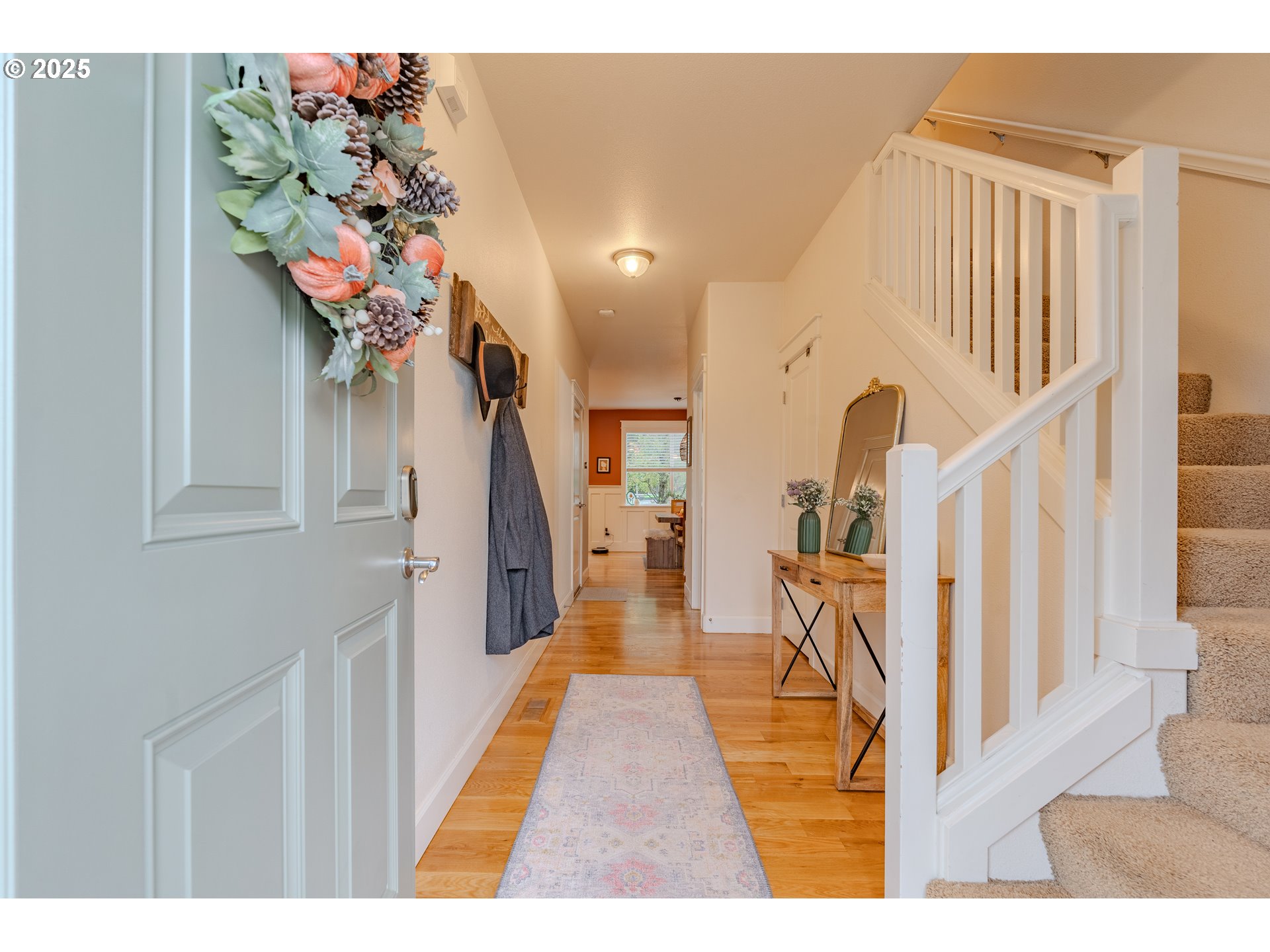 3505 Southeast 197th Avenue Camas, WA 98607 - Photo 4 of 30 a view of entryway and hall