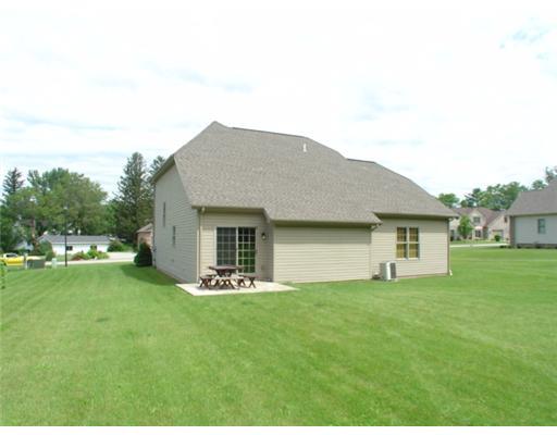 12 Mountain Shadow Road Hopwood, PA 15445 - Photo 2 of 13 Exterior Back.