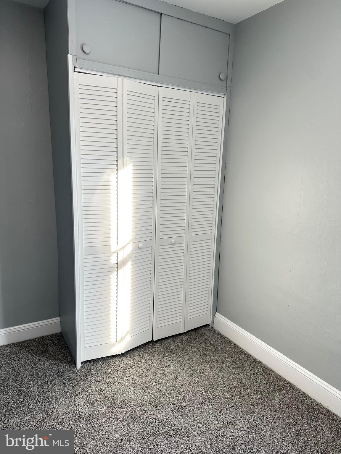 331 Tyler Street Trenton, NJ 08609 - Photo 24 of 49 an empty room with windows
