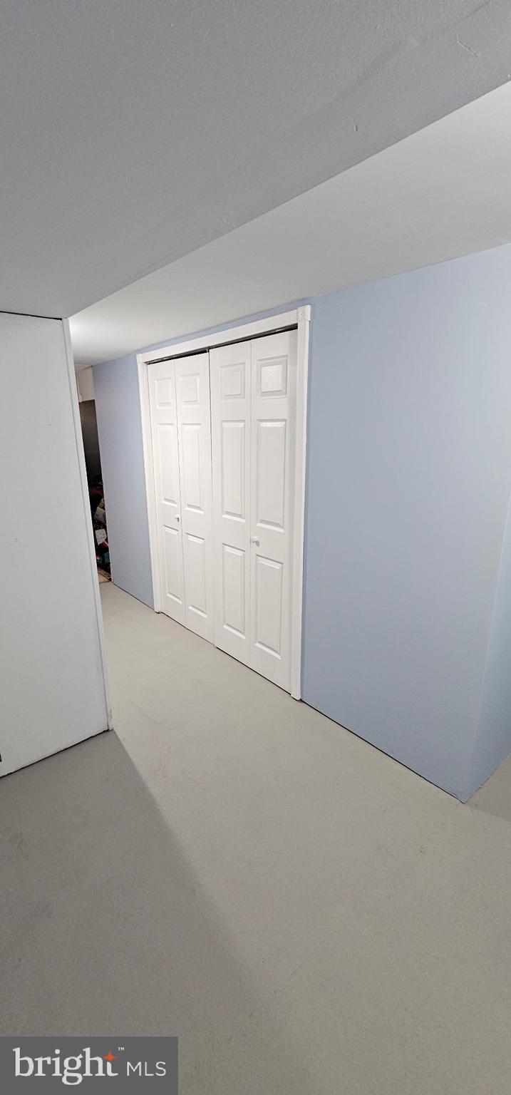 331 Tyler Street Trenton, NJ 08609 - Photo 44 of 49 an empty room with windows