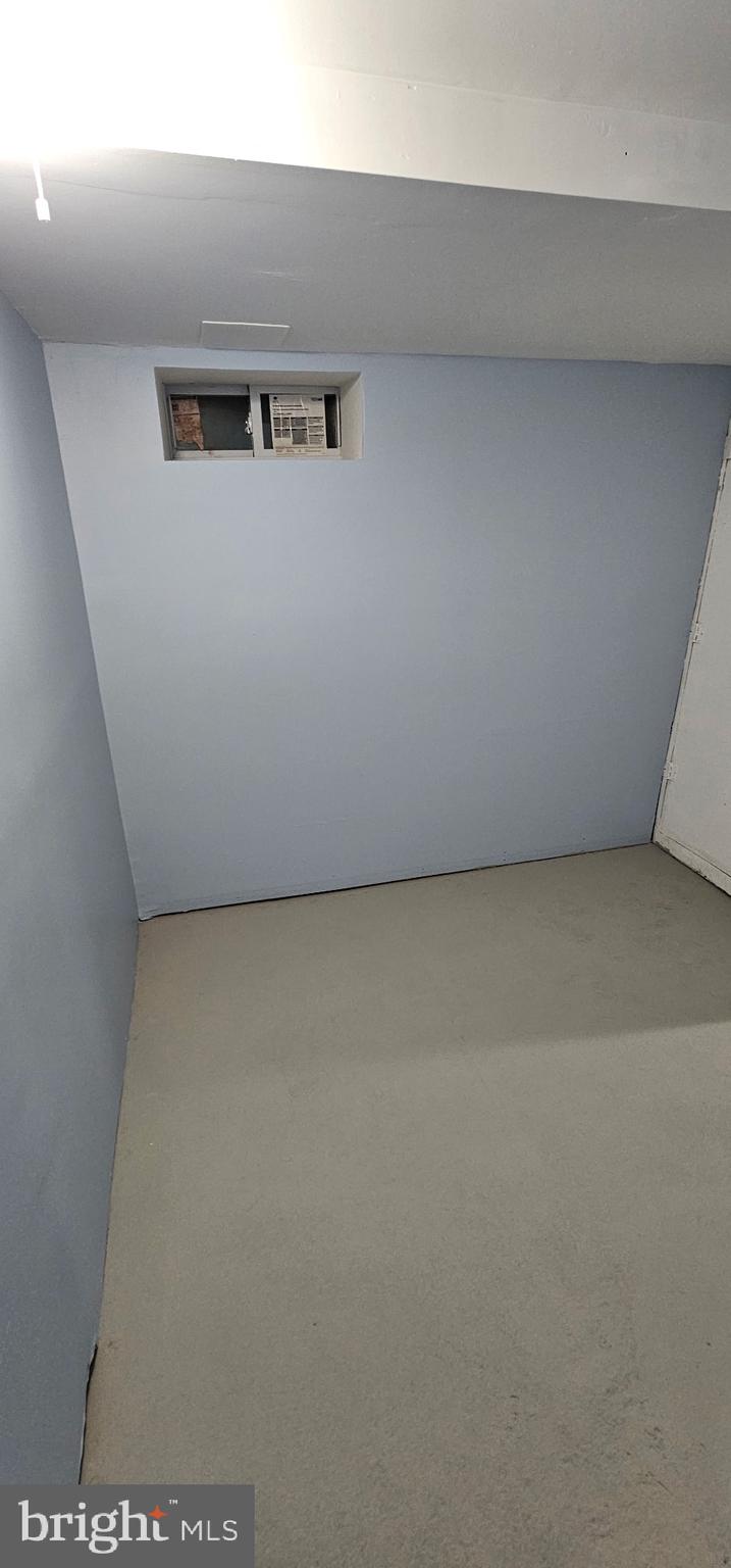 331 Tyler Street Trenton, NJ 08609 - Photo 45 of 49 a view of small space