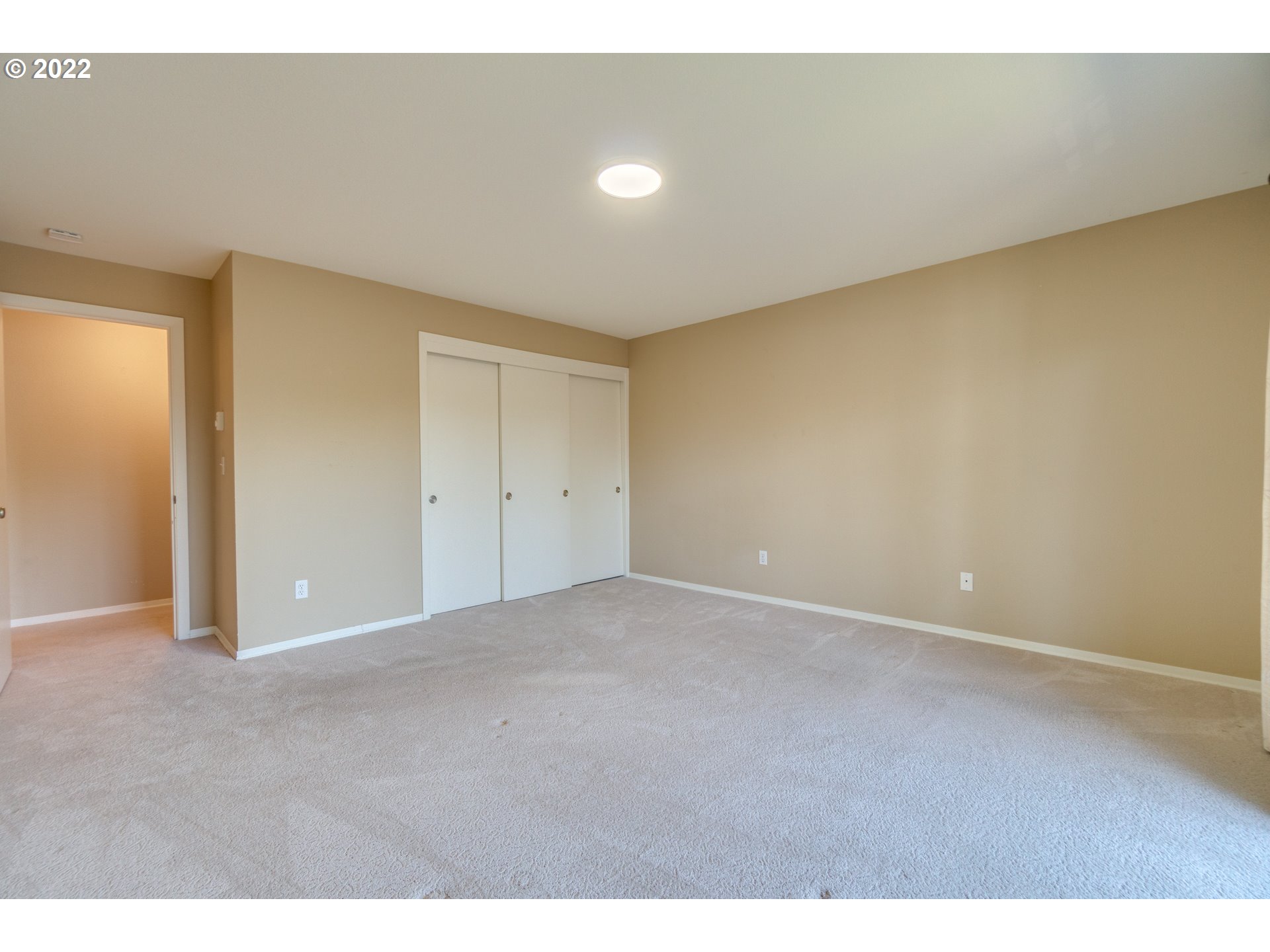 200 Southwest Burnham Road, Unit 405 Lake Oswego, OR 97034 - Photo 18 of 30 Gallery Image 18