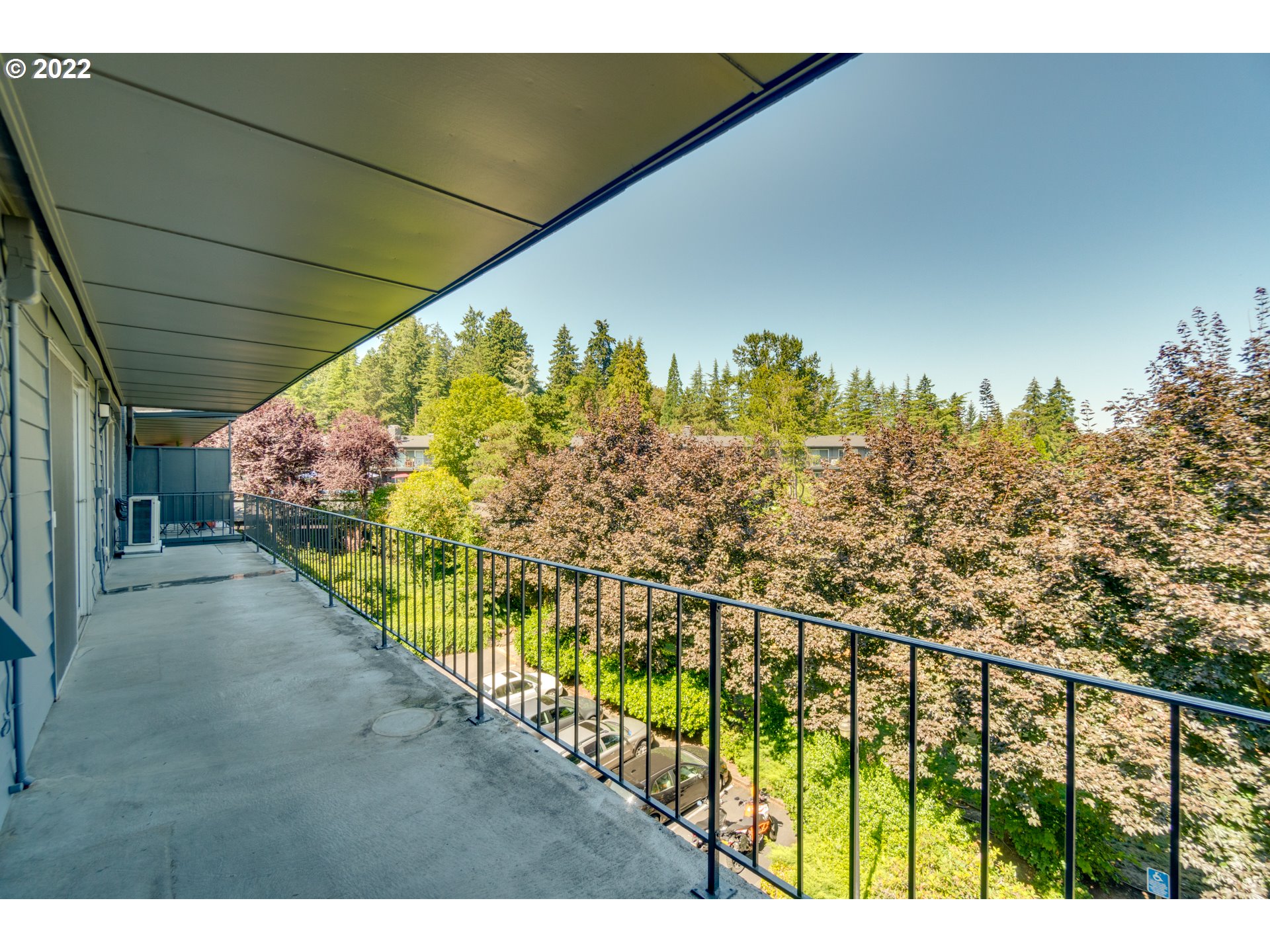 200 Southwest Burnham Road, Unit 405 Lake Oswego, OR 97034 - Photo 21 of 30 Gallery Image 21
