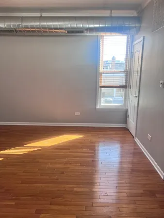 $2,000 | 20 West Hinsdale Avenue, Unit 1, Hinsdale, IL 60521