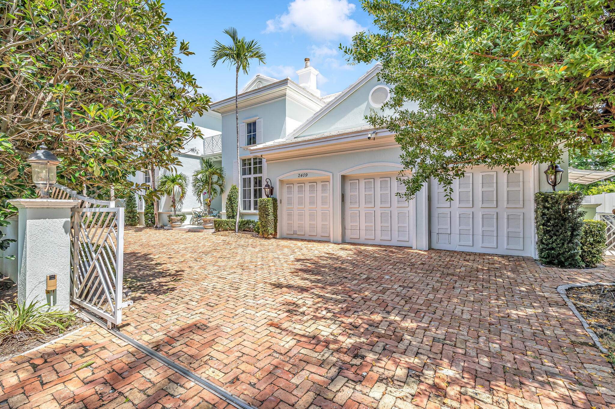 2409 Northeast 27th Street Lighthouse Point, FL 33064 - Photo 10 of 66 KP-9