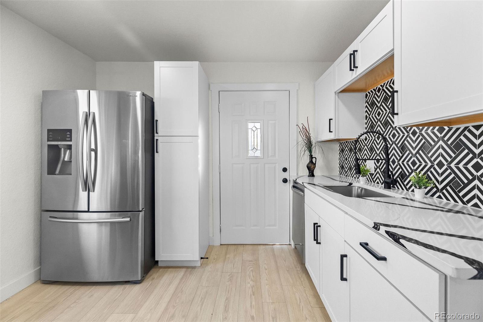 4822 Bryant Street Denver, CO 80221 - Photo 10 of 33