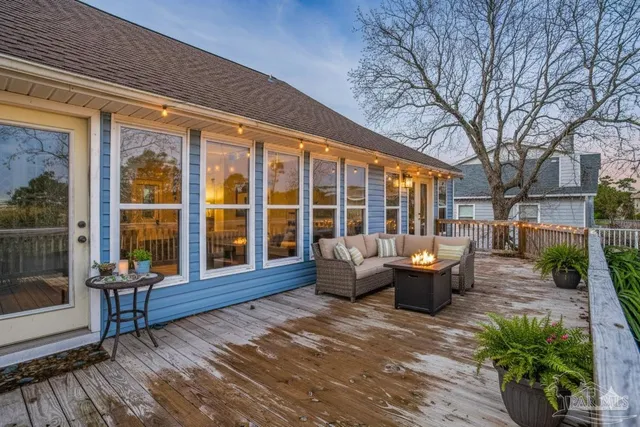 $599,000 | 412 Deer Point Drive, Gulf Breeze, FL 32561