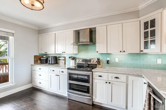 $599,000 | 412 Deer Point Drive, Gulf Breeze, FL 32561