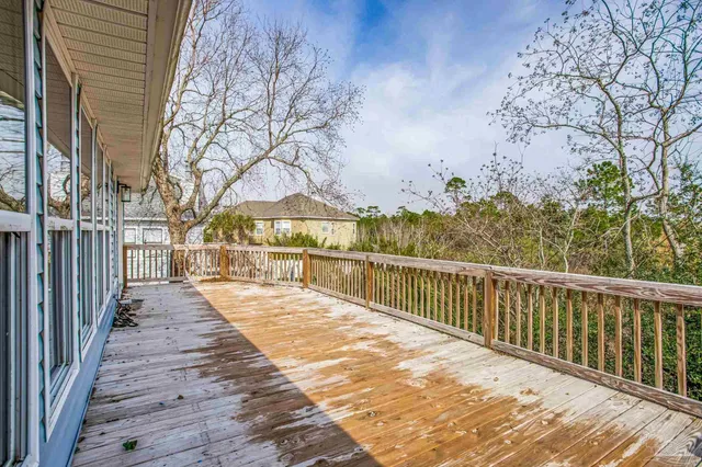 $599,000 | 412 Deer Point Drive, Gulf Breeze, FL 32561